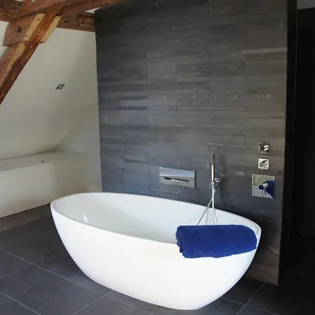 Private Access Waterfront Sauna & Jacuzzi 7 Bedrooms Sleeps 15 ヴィラ *